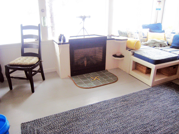 Compass Rose Tile Rug in Room